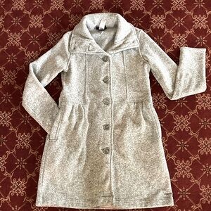 NWOT Patagonia coat. Flattering cut.